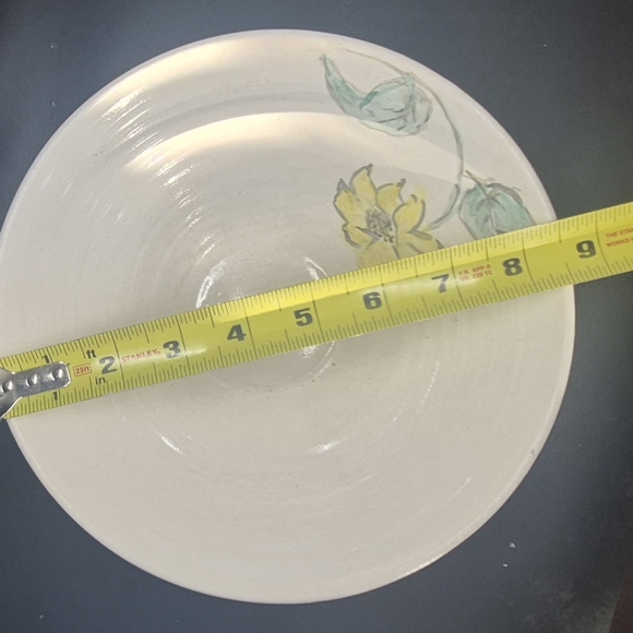 9' stoneware white serving bowl single yellow flower design ribbed & tapered vtg - Picture 7 of 9